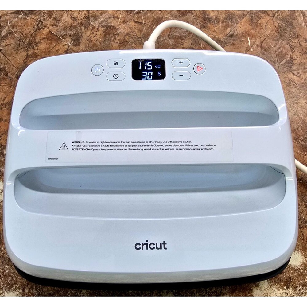 Cricut Easy Press 2 CHP220B2 Heat Press Machine 12" x 10" - Zen Blue